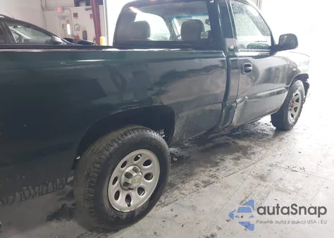 2005 Chevrolet Silverado 1500 Work Truck z USA, uszkodzony, nr VIN 1GCEC14X35Z354401